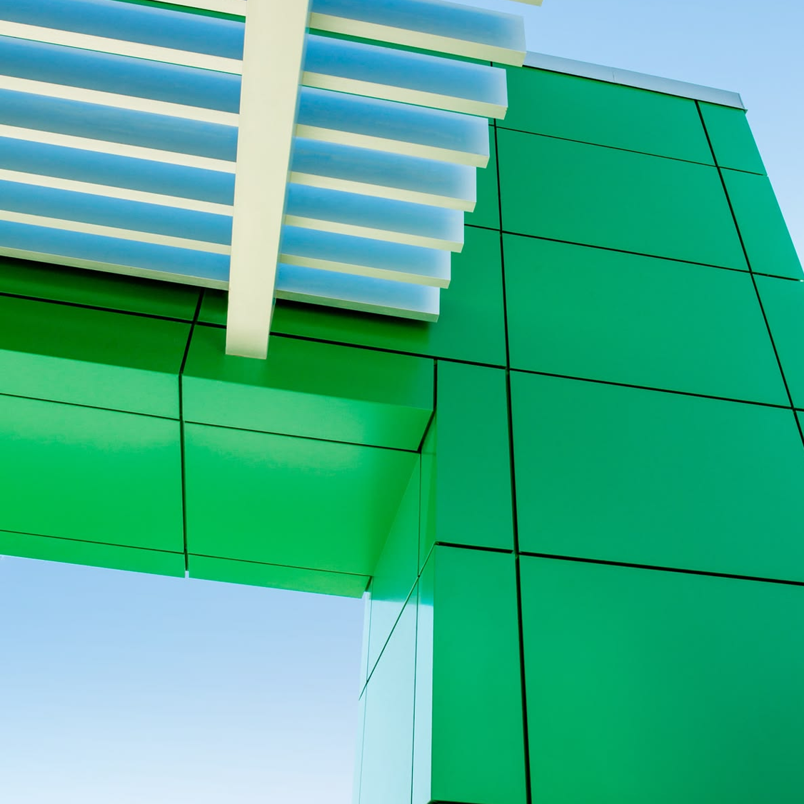 Alucobond HDPE Fresh Green 4mm (1.5m x 5.8m)